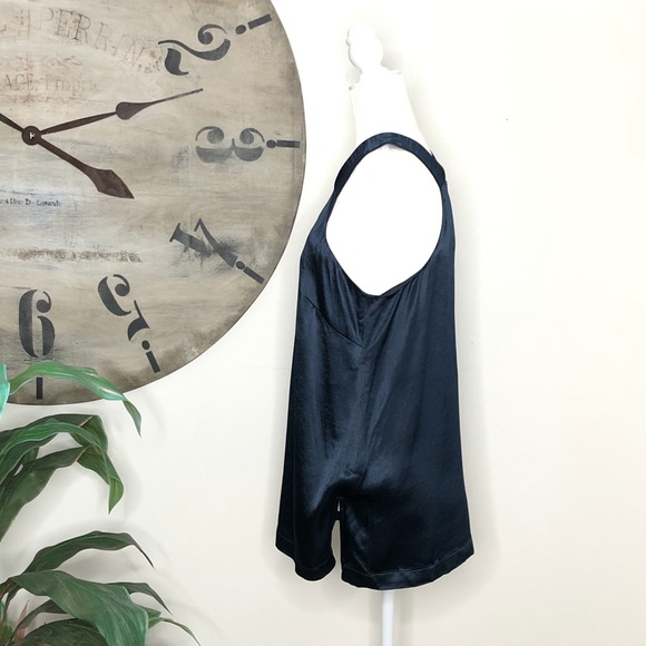 Banana Republic blue fully lined halter top. NWT. - Picture 4 of 7